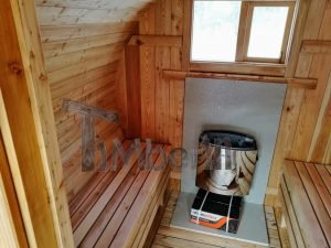 Utendørs barrel sauna med terrasse og Harvia elektrisk varmeovn (11)