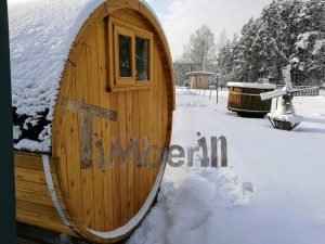 Utendørs barrel sauna med terrasse og Harvia elektrisk varmeovn (8)