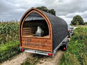 Utendørs igloo sauna med trailer garderoben og vedovn (11)